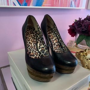 Jessica Simpson Dream NAPPA platform heel